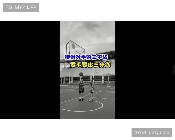翻腕违例具体是什么？篮球规则新手入门指南